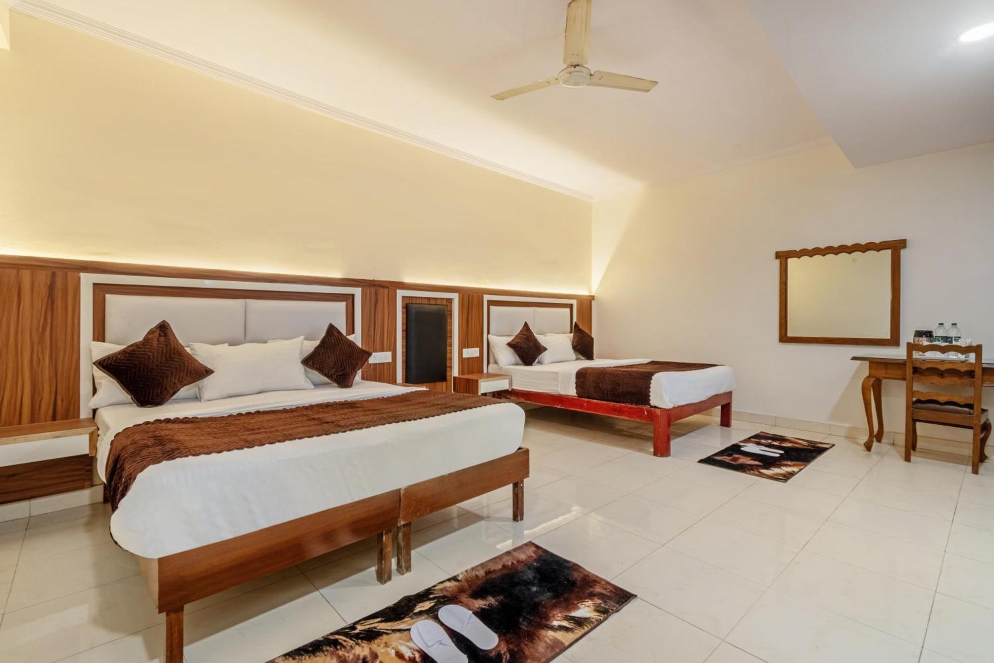 Hotel South Indian Delhi  Dış mekan fotoğraf