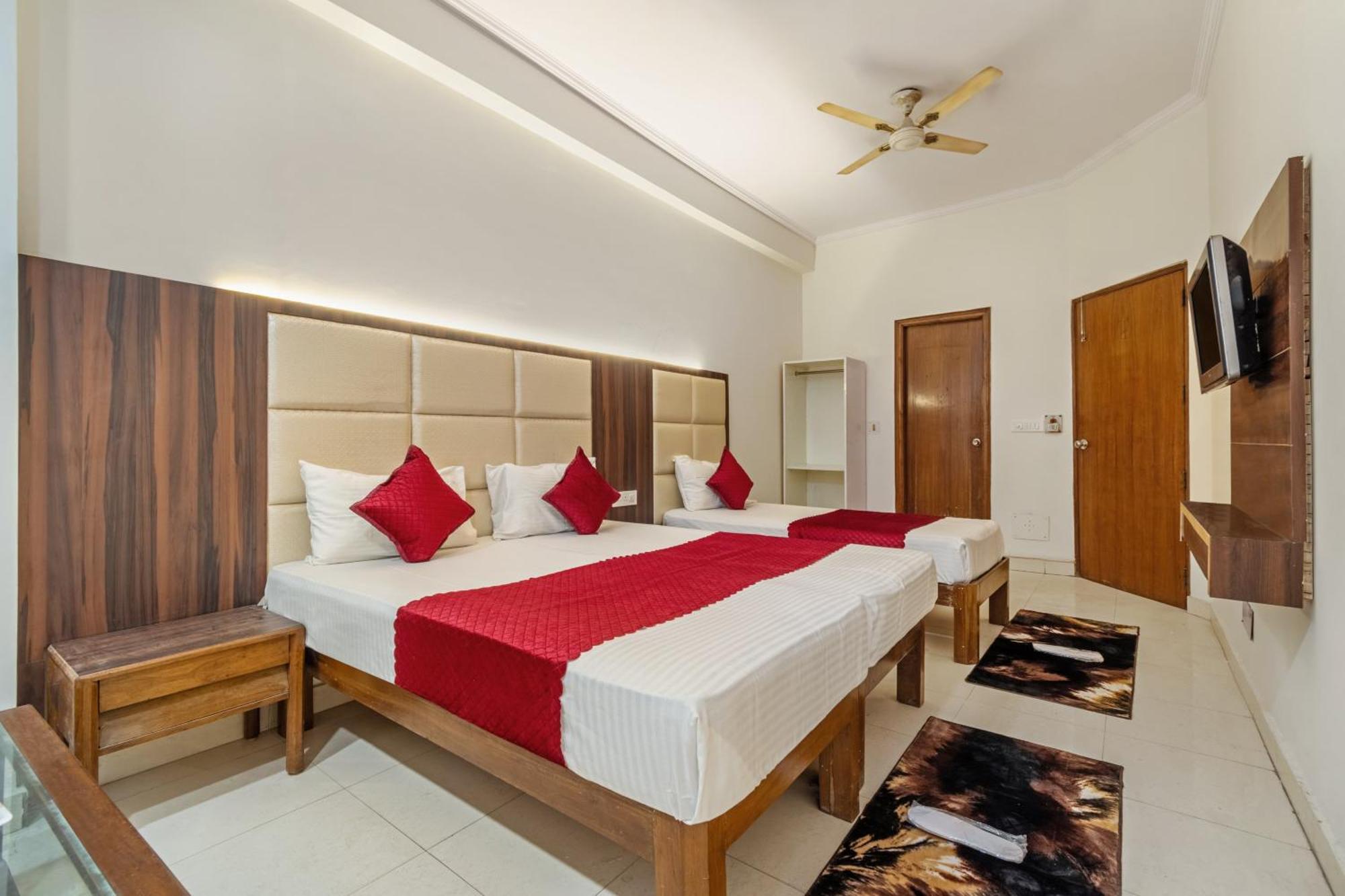 Hotel South Indian Delhi  Dış mekan fotoğraf
